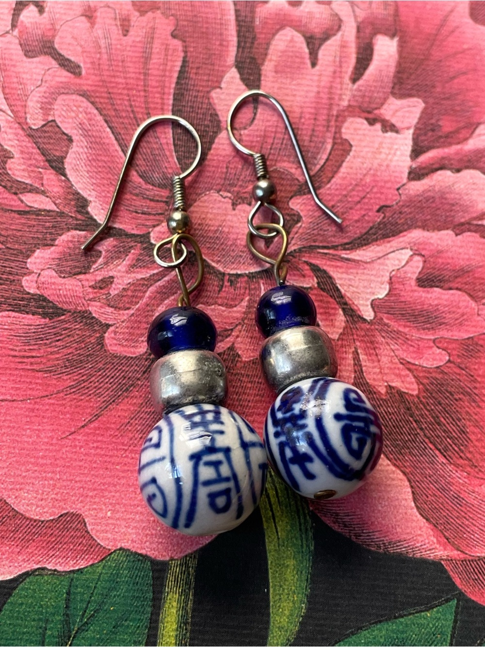 Vintage Chinoiserie style blue & white porcelain dangle earrings